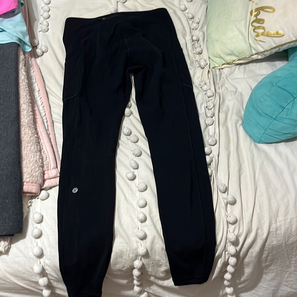 Black lulu fleece leggings